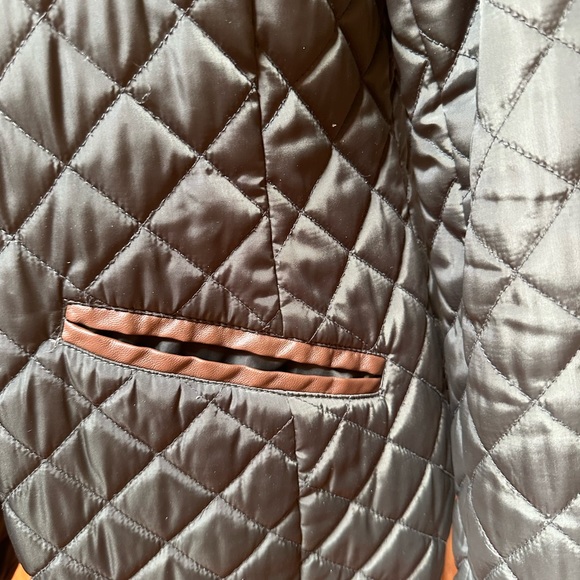 Ralph Lauren Women's Quilted Peplum Coat olive green with brown leather trim - Picture 4 of 7